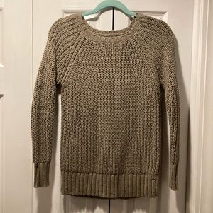American Eagle sweater. Size XS/TP